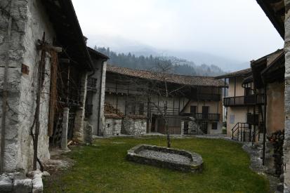 Breginj - Ambient vaškega središča