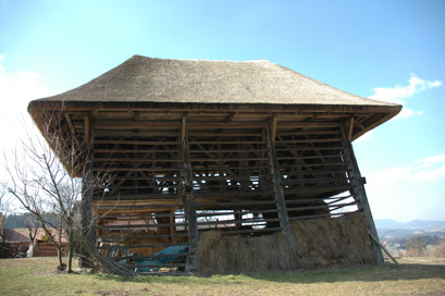 Dolnje Retje - Levstikov kozolec
