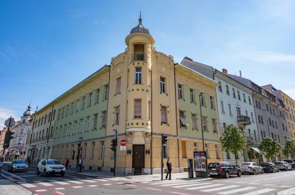 Ljubljana - Hiša Miklošičeva 18