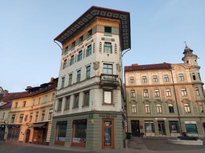 Ljubljana - Hiša Prešernov trg 1