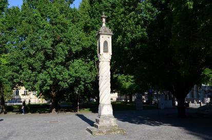 Maribor - Svetilni steber