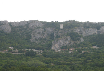 Podpeč pri Črnem Kalu - Vas