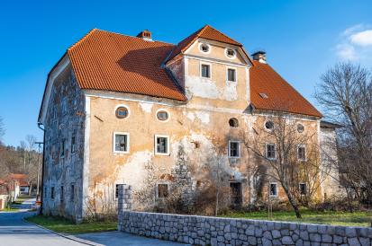 Rakitnik - Kmečki dvorec Rakitnik 8
