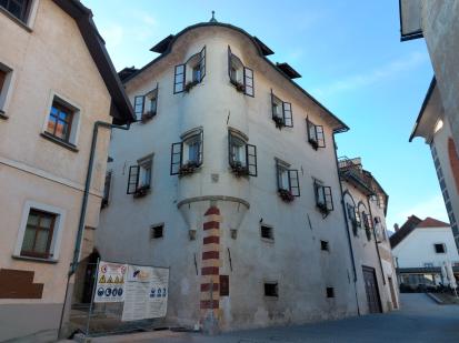 Škofja Loka - Hiša Cankarjev trg 13