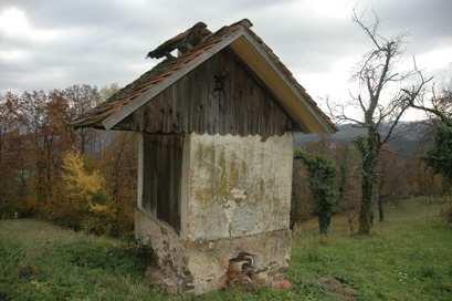 Velika Štanga - Sušilnica pri hiši Velika Štanga 10