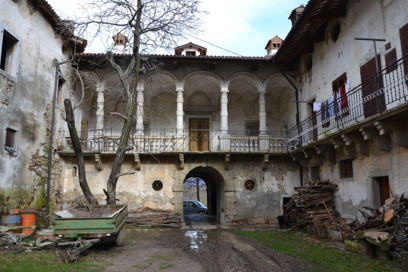 Velike Žablje - Dvorec Žablje