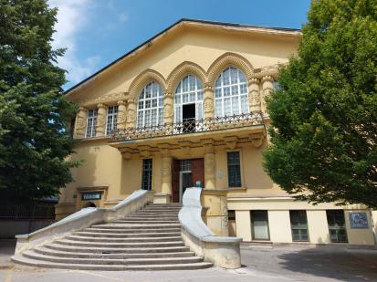 Ljubljana - Sokolski dom Tabor