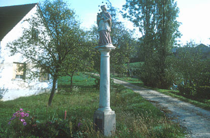 Slaptinci - Znamenje