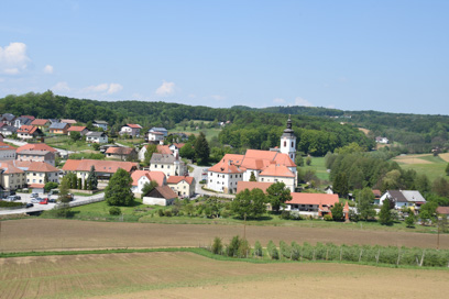Spodnja Voličina - Vas