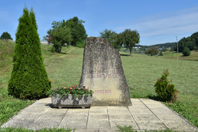 Zgornja Voličina - Spomenik Eli Kristl-Tanji