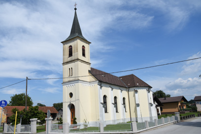 Hotiza - Cerkev sv. Petra in Pavla