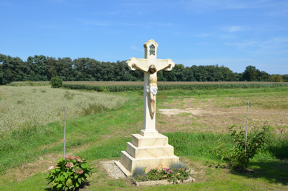 Gibina - Kamnito razpelo