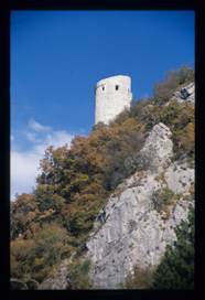 Podpeč pri Črnem Kalu - Obrambni stolp
