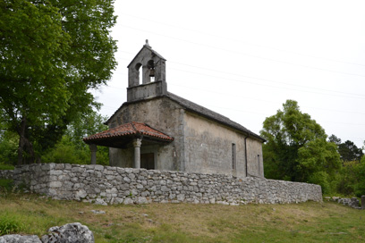 Gradišče pri Divači - Cerkev sv. Helene