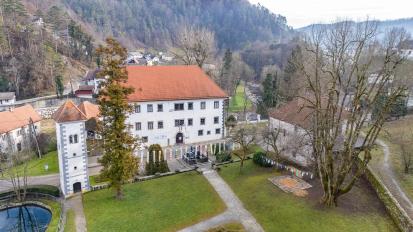 Polhov Gradec - Grad Polhov Gradec