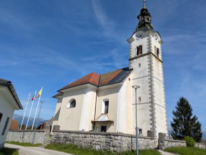 Zgornja Besnica pri Kranju - Cerkev sv. Tilna
