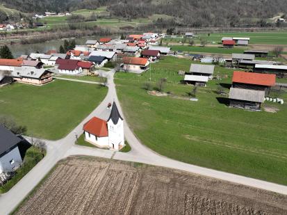 Šmarčna - Cerkev Marije Pomočnice