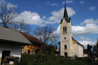 Sela pri Hinjah - Cerkev sv. Jurija
