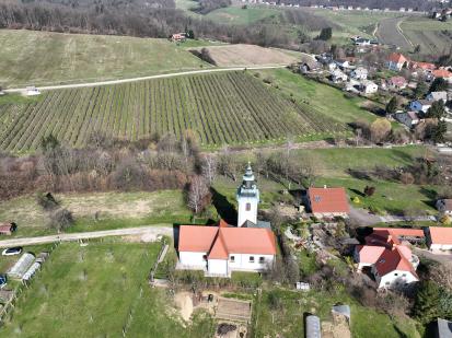 Leskovec pri Krškem - Cerkev sv. Ane
