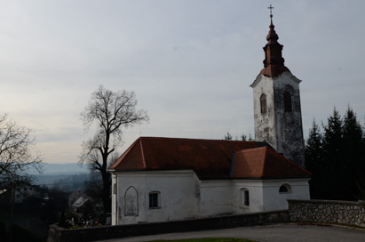 Smolenja vas - Cerkev Marijinega vnebovzetja