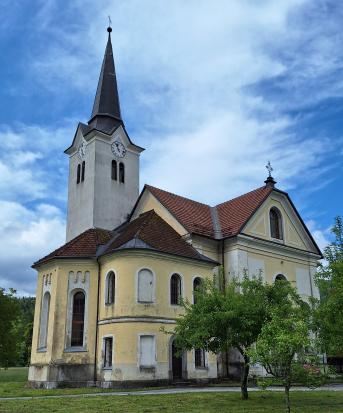 Osilnica - Cerkev sv. Petra in Pavla