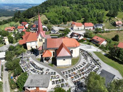 Podgrad pod Mehovim - Cerkev Device Marije Dobrega sveta