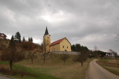 Dole pri Polici - Cerkev sv. Lucije