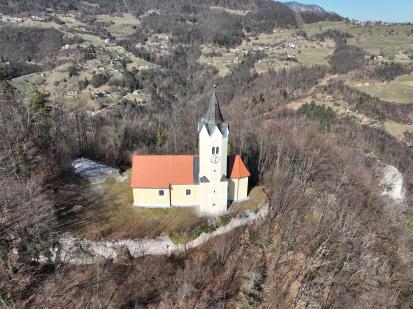 Žebnik - Cerkev Žalostne Matere božje
