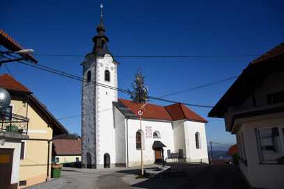 Sela pri Šumberku - Cerkev sv. Janeza Krstnika