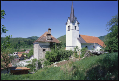 Lož - Cerkev sv. Petra in tabor