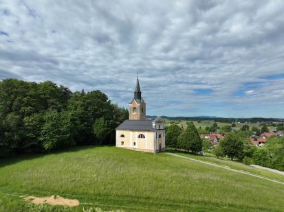 Dolenja Stara vas - Cerkev sv. Frančiška Ksaverija