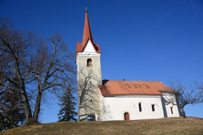 Viher - Cerkev sv. Duha