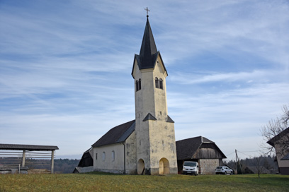 Škovec pri Trebnjem - Cerkev sv. Jedrti