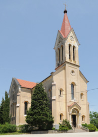 Velika Dolina - Cerkev Marijinega vnebovzetja