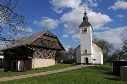 Budganja vas - Cerkev sv. Ožbolta