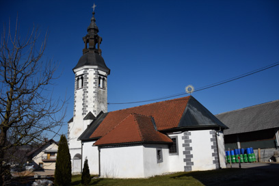 Trebča vas - Cerkev sv. Ahaca