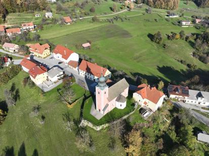 Dobje pri Planini - Cerkev Device Marije