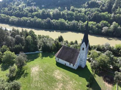 Sveti Boštjan pri Dravogradu - Cerkev sv. Boštjana in Roka