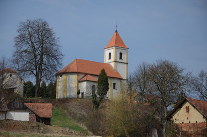 Fikšinci - Cerkev Marije Snežne
