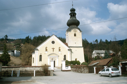 Prevalje - Cerkev Device Marije na Jezeru