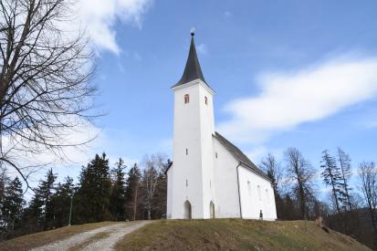 Sveti Trije Kralji nad Radljami - Cerkev sv. Treh kraljev