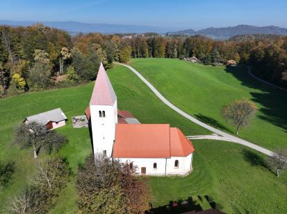 Močle - Cerkev sv. Lovrenca