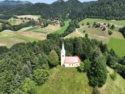 Ravne pri Šoštanju - Cerkev sv. Duha