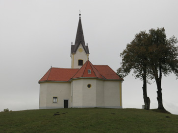 Šentvid pri Planini - Cerkev sv. Križa