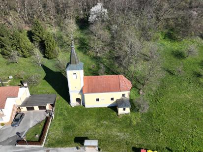 Stari grad pri Vidmu - Cerkev sv. Nikolaja