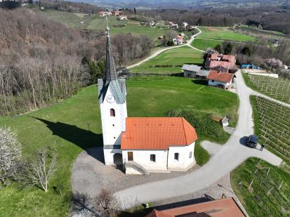 Kremen - Cerkev sv. Primoža in Felicijana