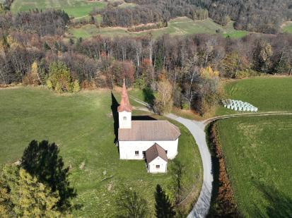 Mrzla Planina - Cerkev sv. Primoža in Felicijana