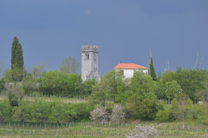 Fojana - Cerkev sv. Duha