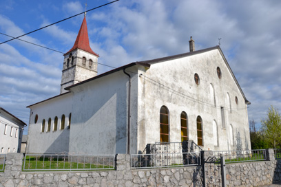 Knežak - Cerkev Marijinega vnebovzetja
