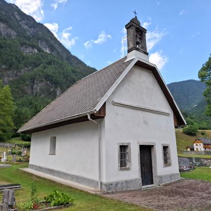 Log pod Mangartom - Cerkev Lurške Matere božje